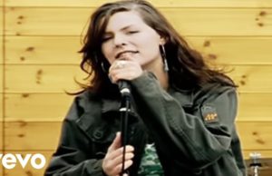 Aprender Alemão com músicas #9 – Perfekte Welle – Juli